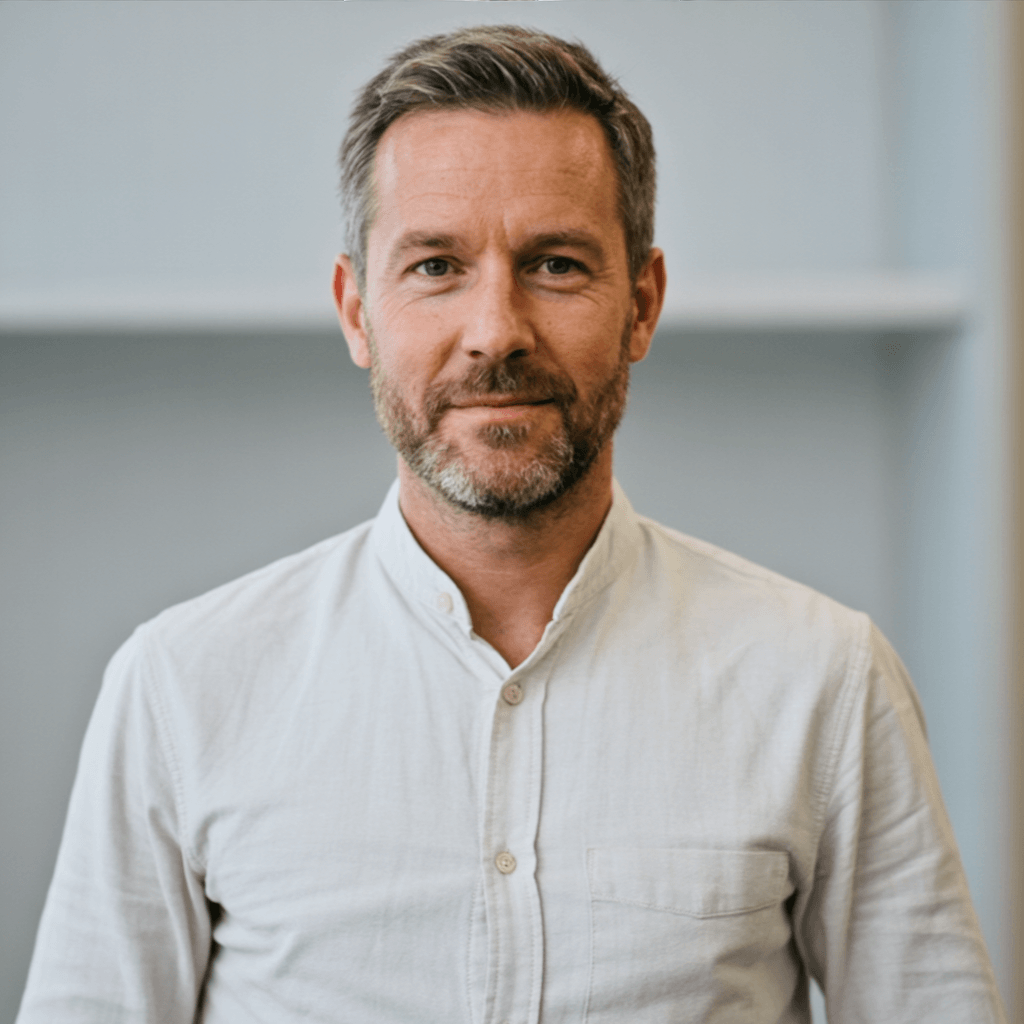 Hugo Bennett profile